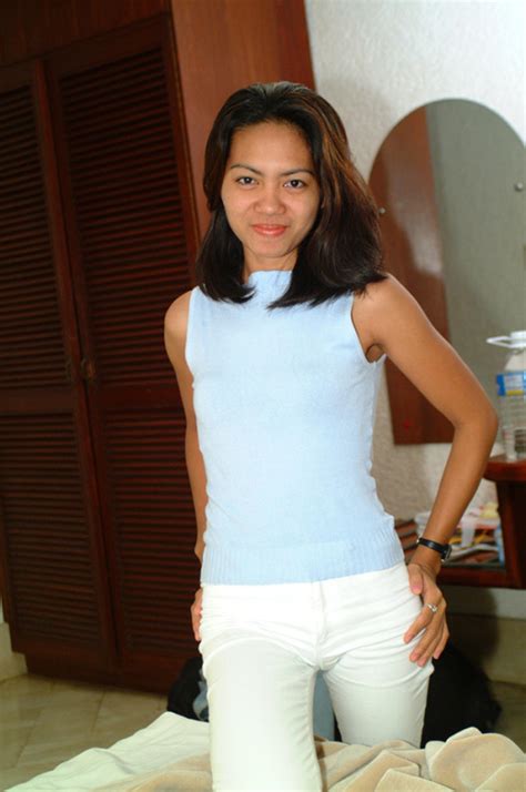 pinay milf solo